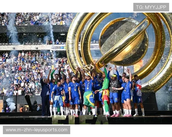 英超强力碰撞，精彩进球和门神扑救交替上演，2021英超门将扑救成功率